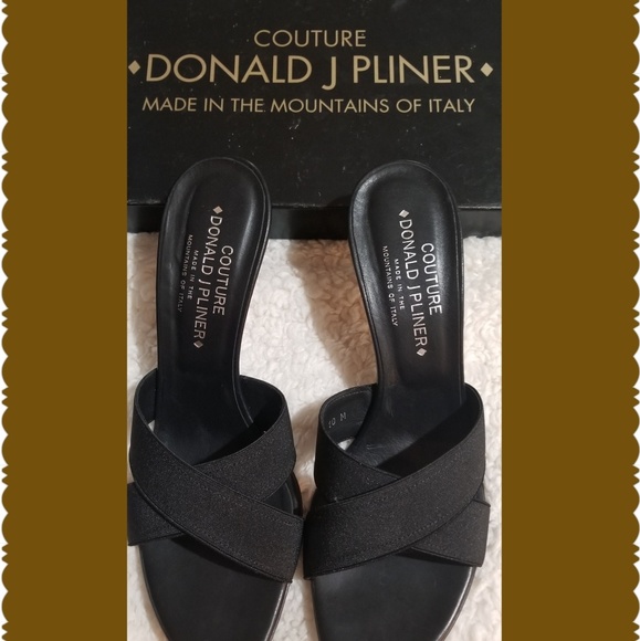 Donald J. Pliner Shoes - Donald J Pliner Donald J. Pliner Shoes - Donald J Pliner